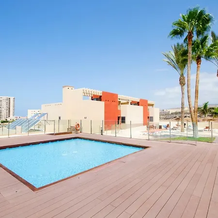 Дом отдыха Modern Duplex With Heated Pool & 360° Sea Views